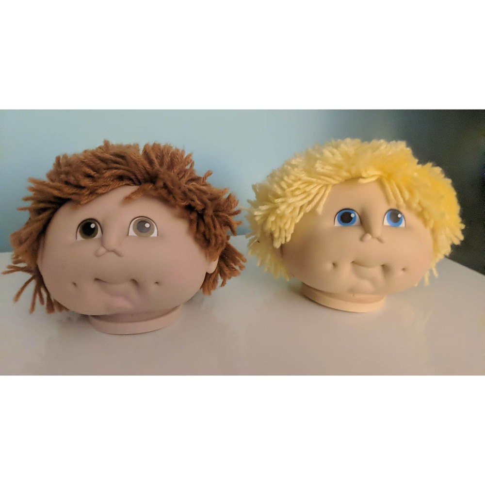 Set of 2 Vintage Thomas Doll Heads 1984